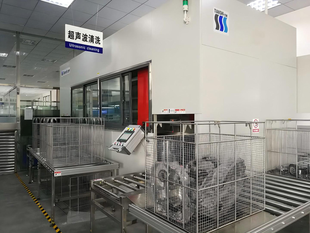 变速箱壳体龙门清洗机
