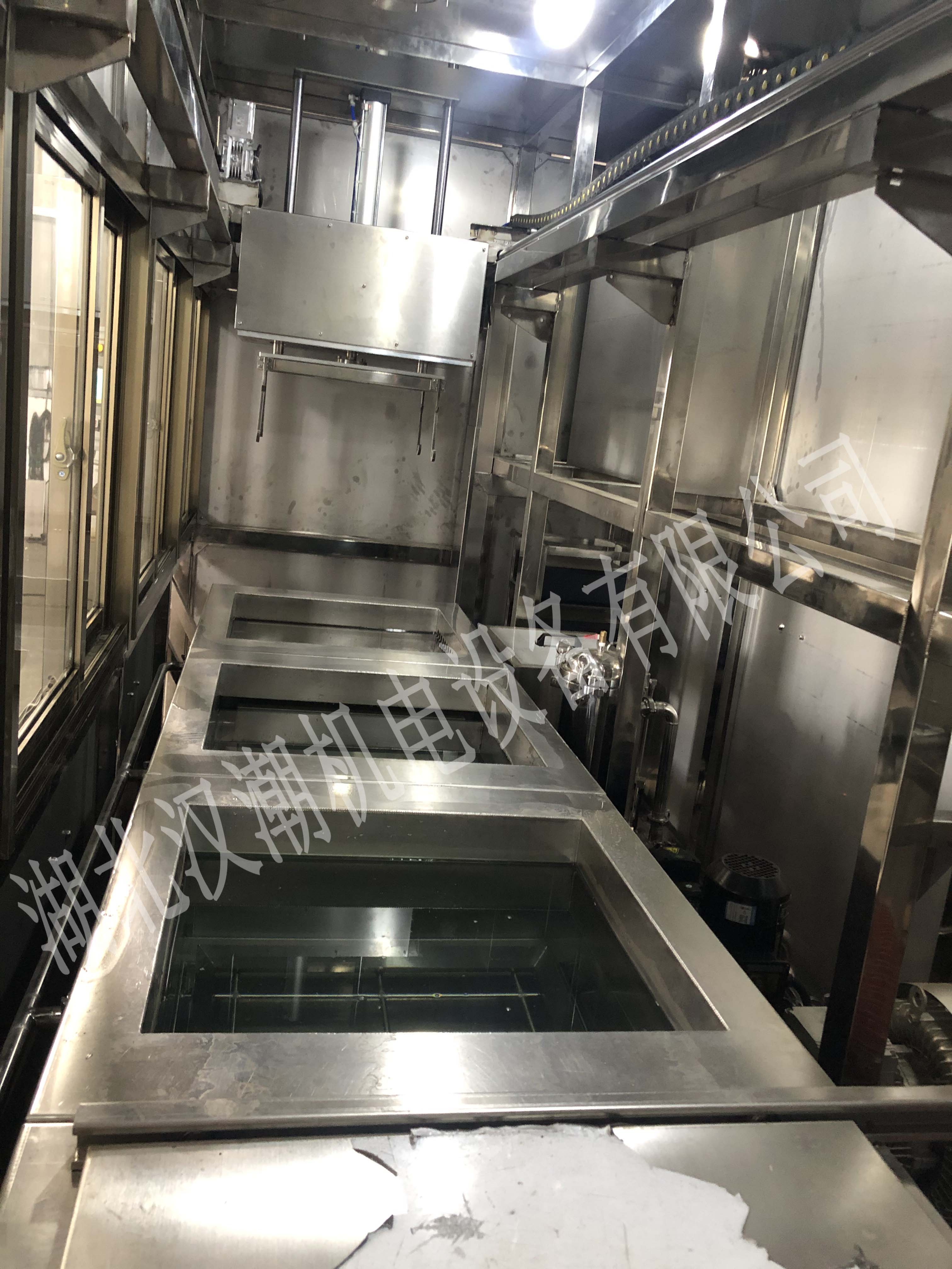 四槽全自动超声波清洗机(图5) 四槽全自动超声波清洗机(图5)