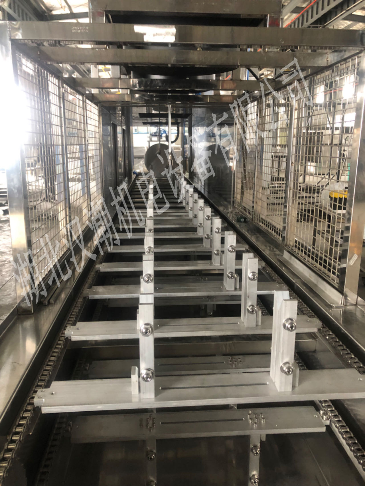 全自动通过式清洗烘干设备(图5) 全自动通过式清洗烘干设备(图5)