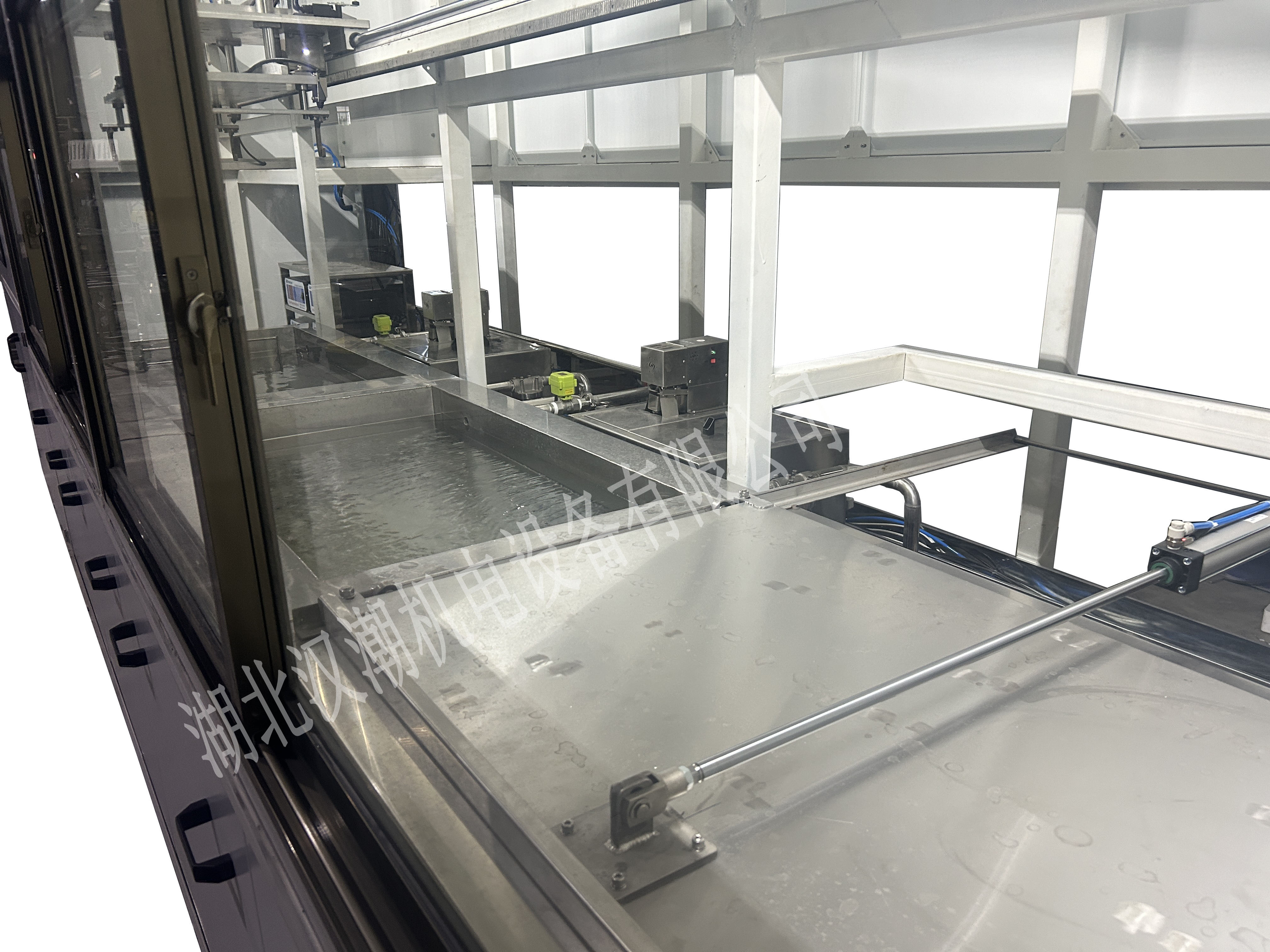 三工位全自动超声波清洗设备(图5) 三工位全自动超声波清洗设备(图5)