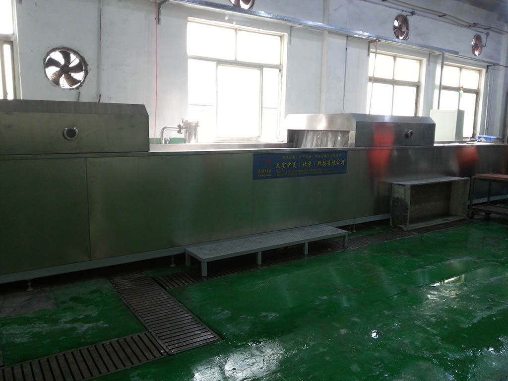 网带式高压喷淋清洗烘干机(图1)